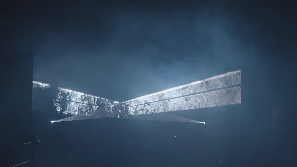 Decomposed — Image 7