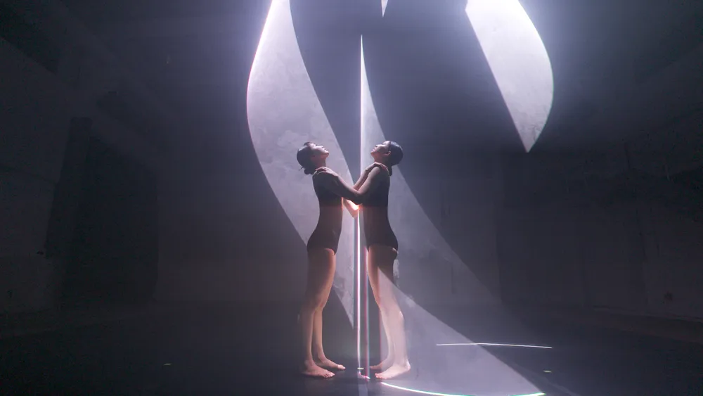 Over, Light, Space (겹,빛,간)