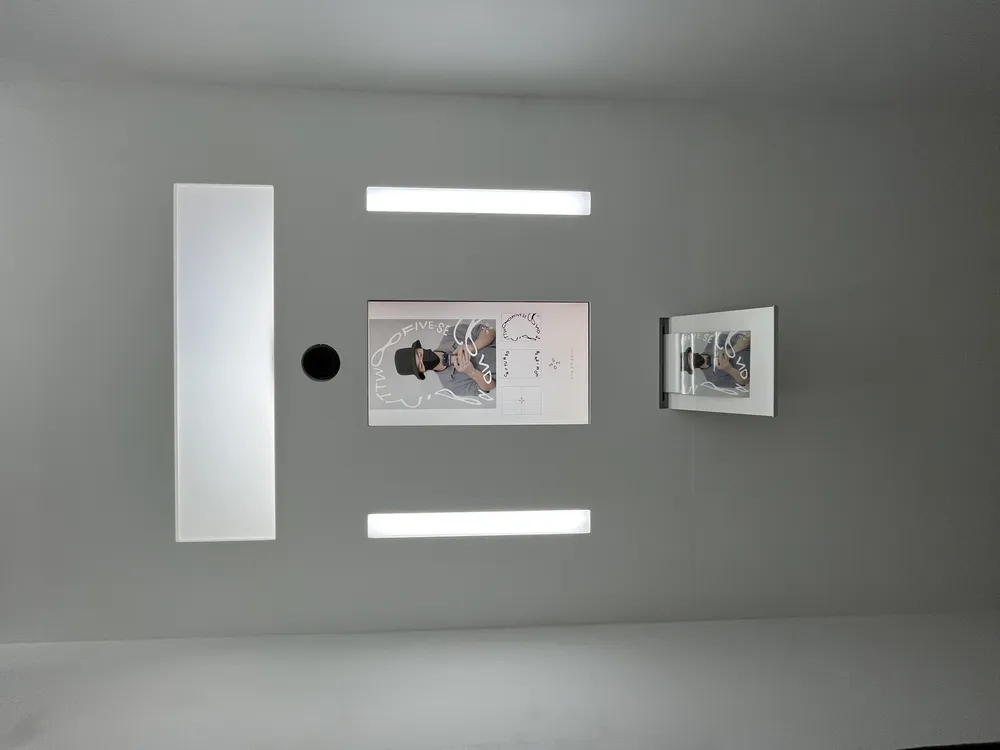 FLASH 025S RECOLLECTION 01 EXHIBITION — Image 5