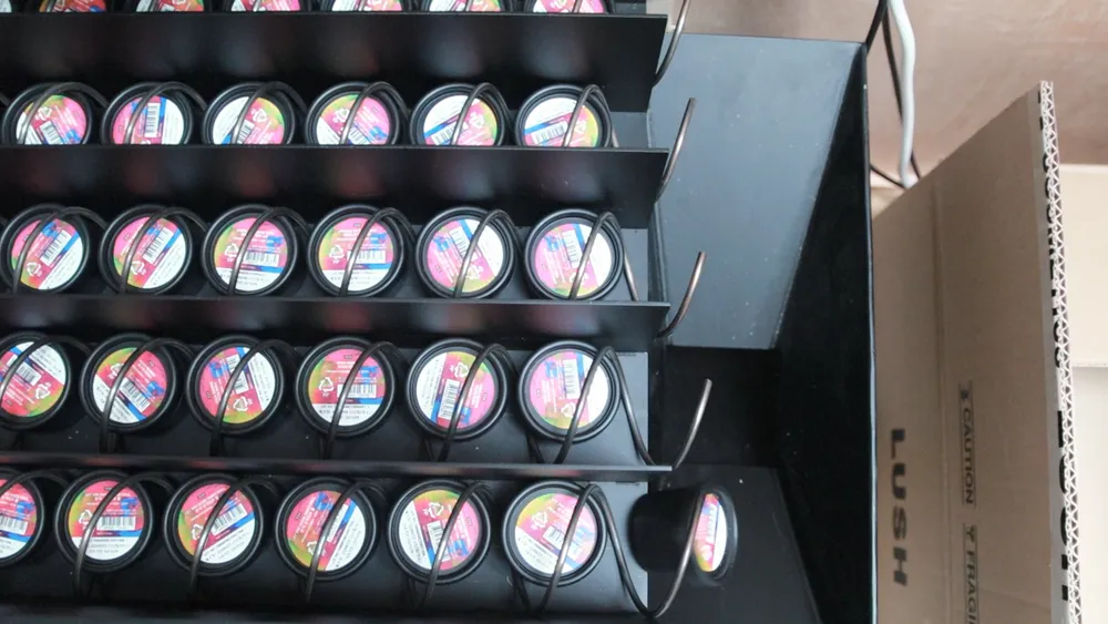 TWISTED TWENTY OF LUSH KOREA — Image 16