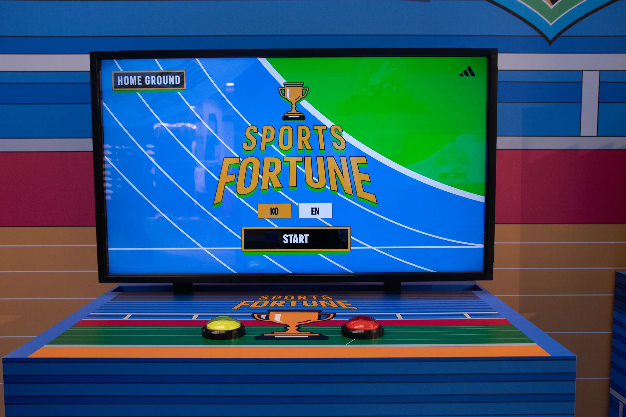 The SPORTS FORTUNE start screen and console buttons below