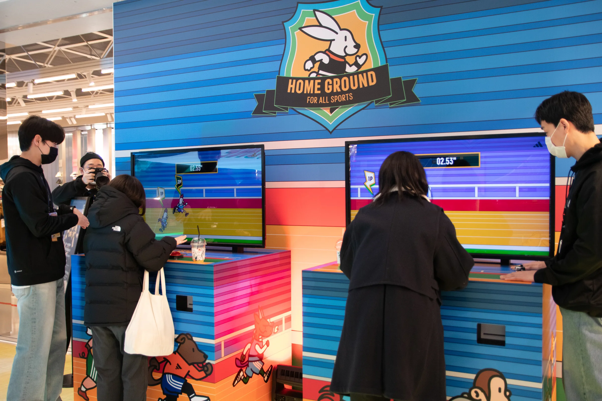 1P and 2P run with matching times on adjacent machine screens.