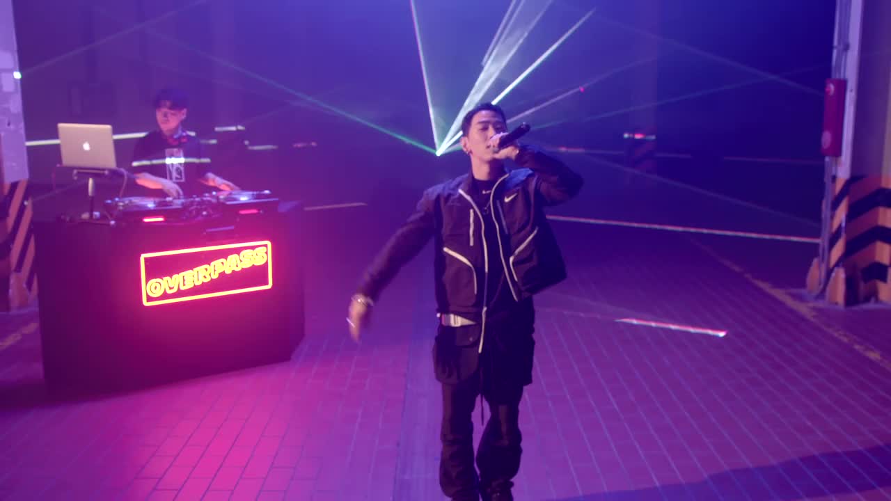 Lasers crossing GRAY and the DJ booth