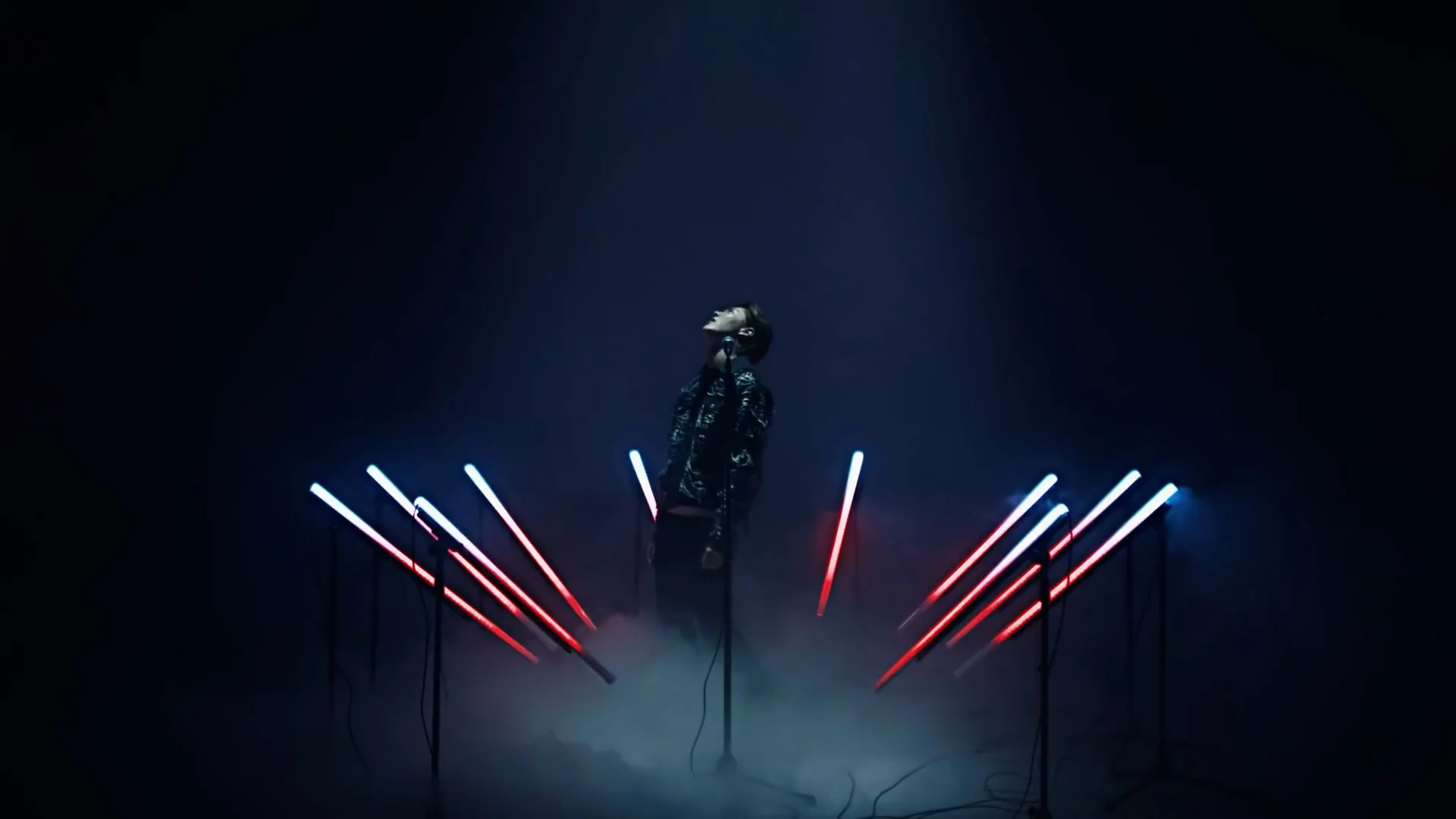 Red and white bars glow together above blue haze